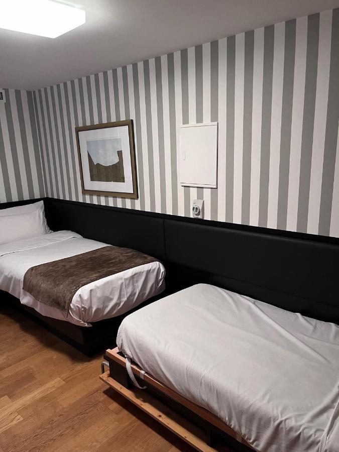 Logis Hotel Ettenheim Страсбург Екстериор снимка