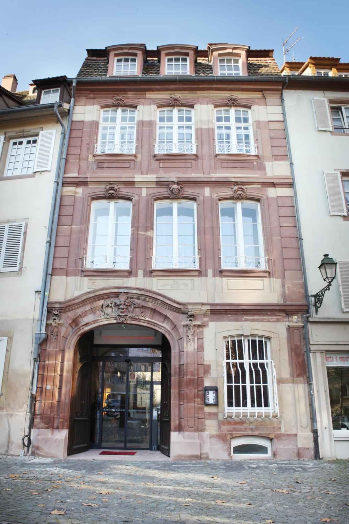 Logis Hotel Ettenheim Страсбург Екстериор снимка