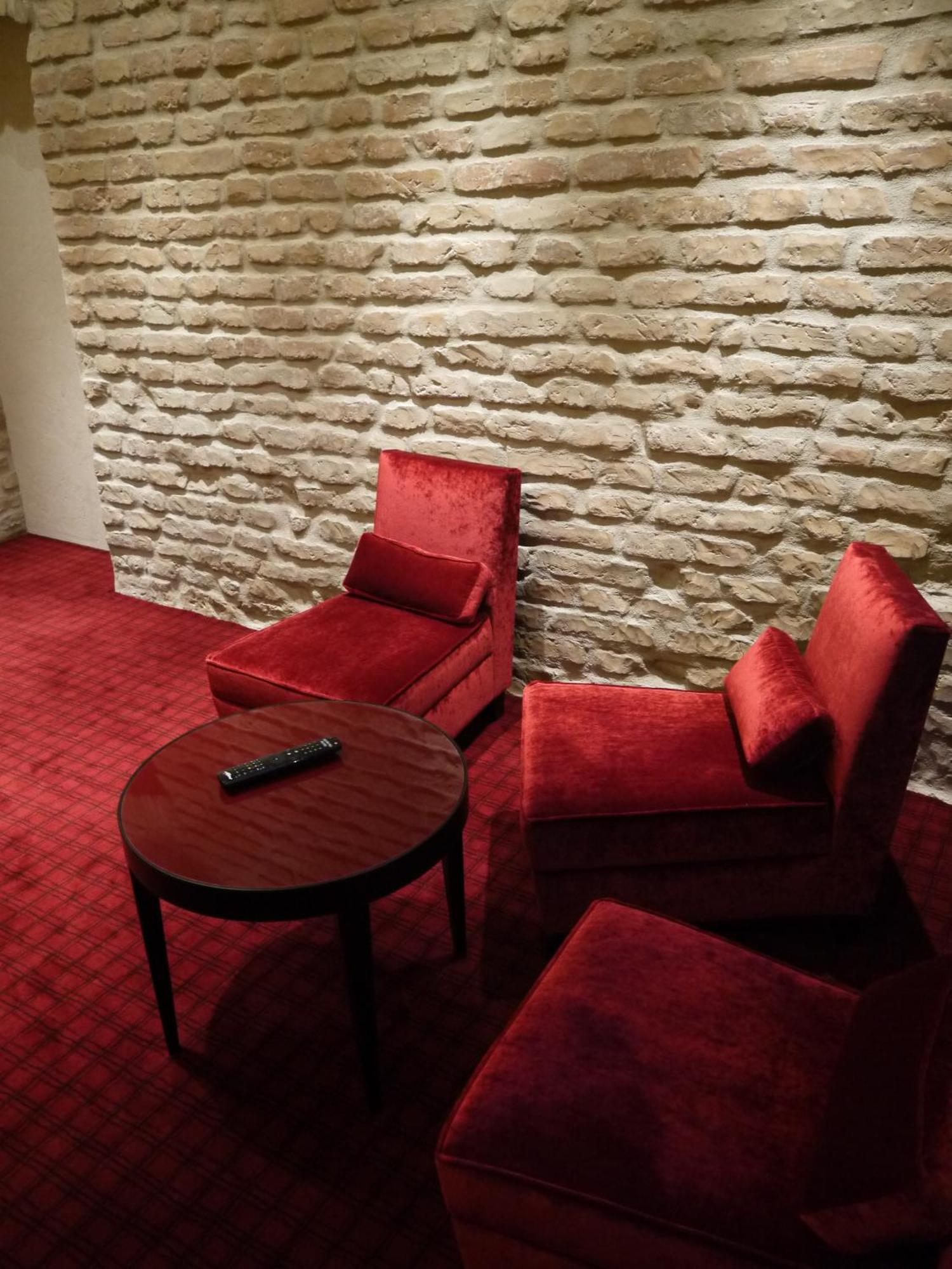 Logis Hotel Ettenheim Страсбург Екстериор снимка