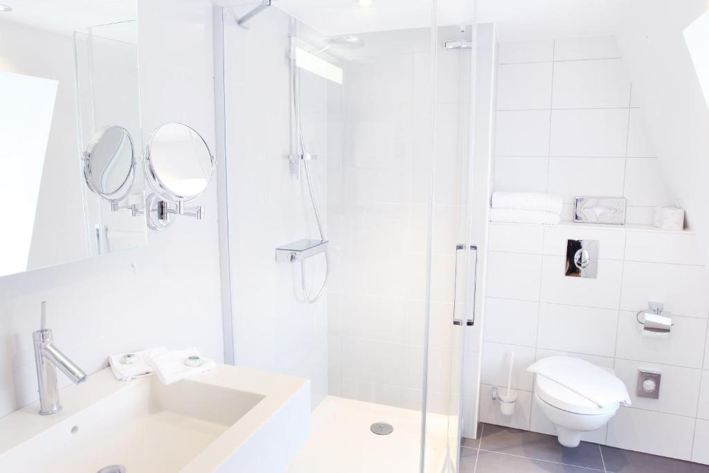 Logis Hotel Ettenheim Страсбург Стая снимка