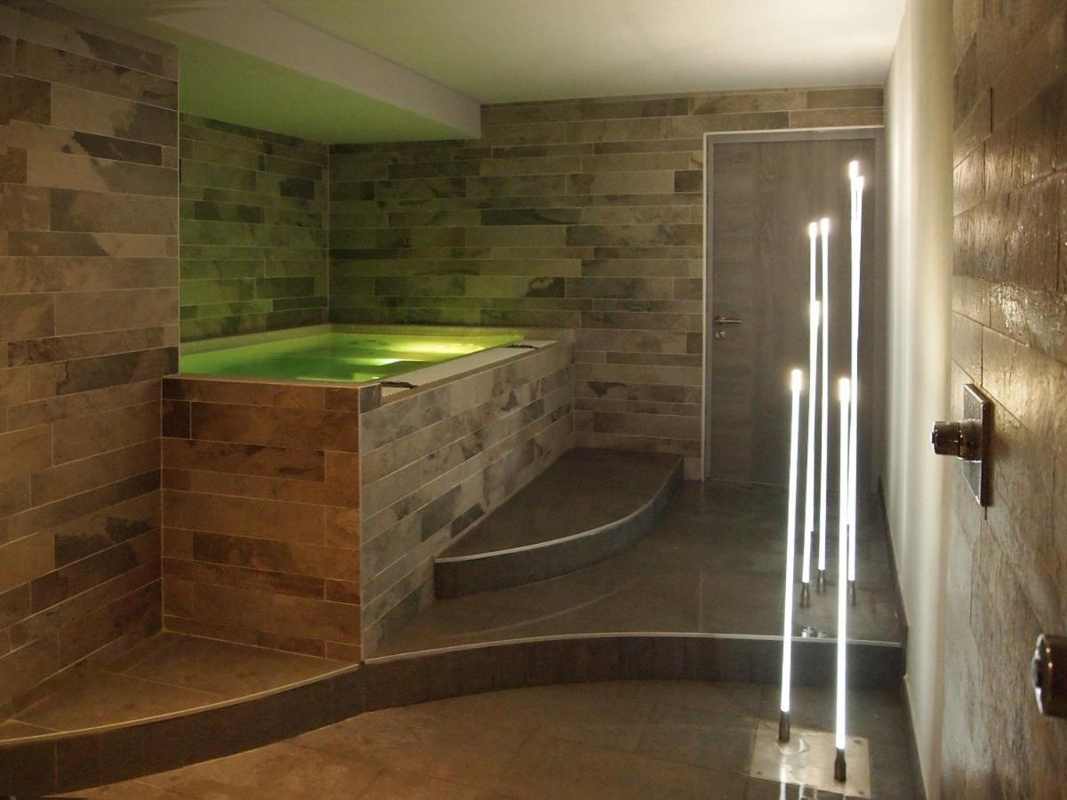 Logis Hotel Ettenheim Страсбург Екстериор снимка